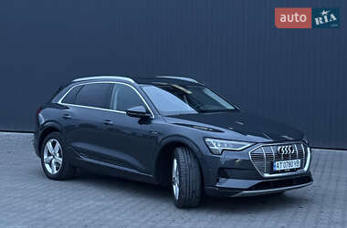 Внедорожник / Кроссовер Audi e-tron 2022 в Калуше