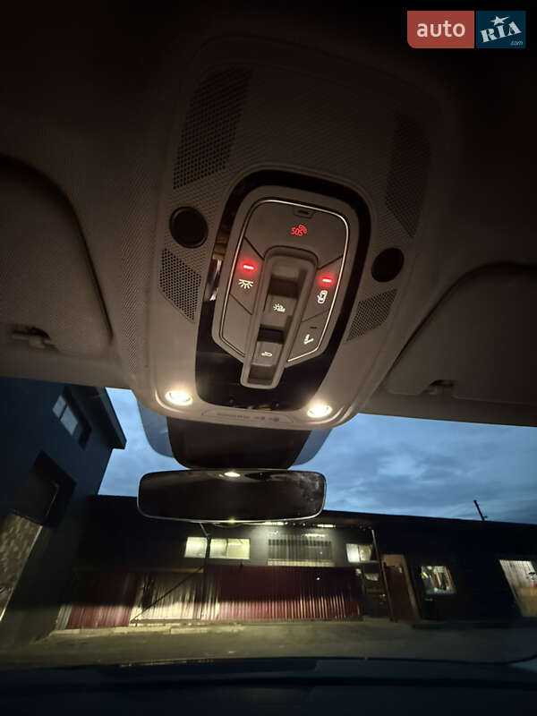 Внедорожник / Кроссовер Audi e-tron 2022 в Калуше