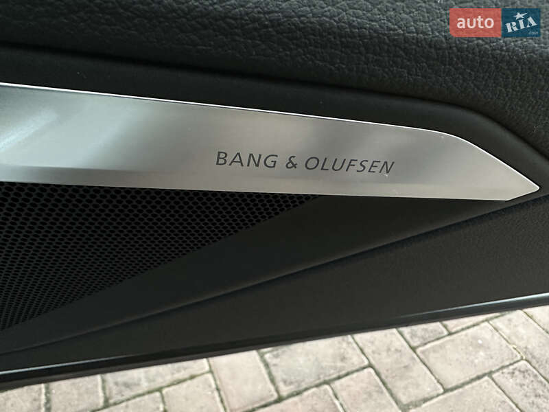 Внедорожник / Кроссовер Audi e-tron 2022 в Ровно