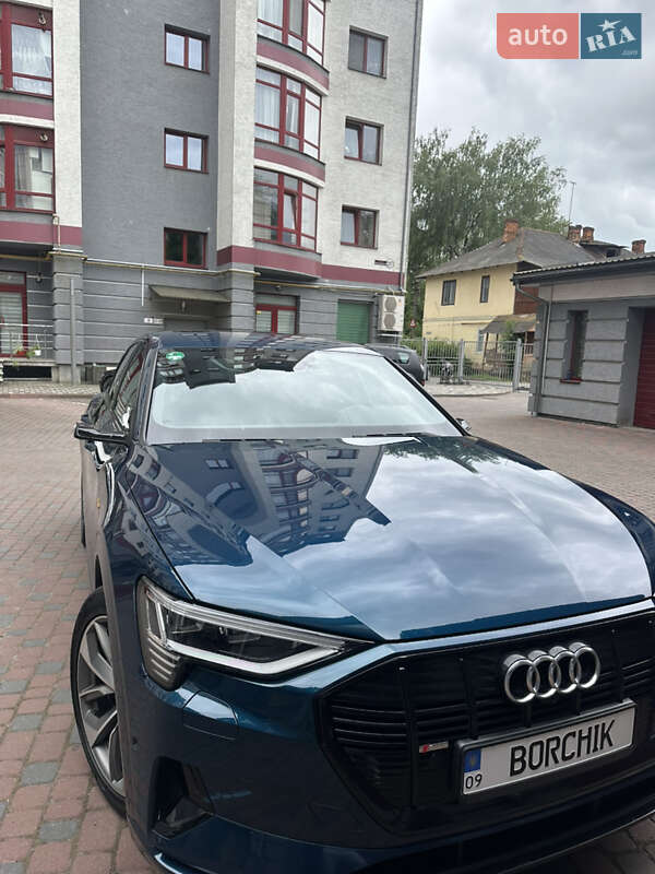 Внедорожник / Кроссовер Audi e-tron 2019 в Ивано-Франковске