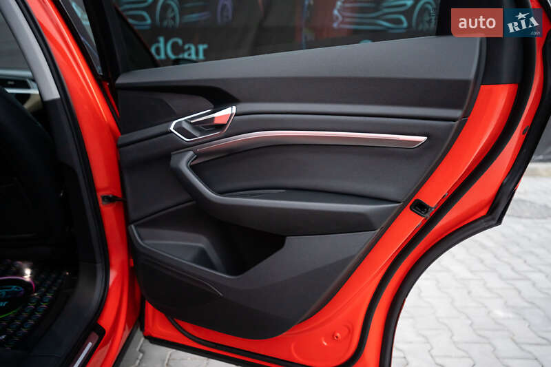 Внедорожник / Кроссовер Audi e-tron 2022 в Луцке фото 72 Внедорожник / Кроссовер Audi e-tron 2022 в Луцке