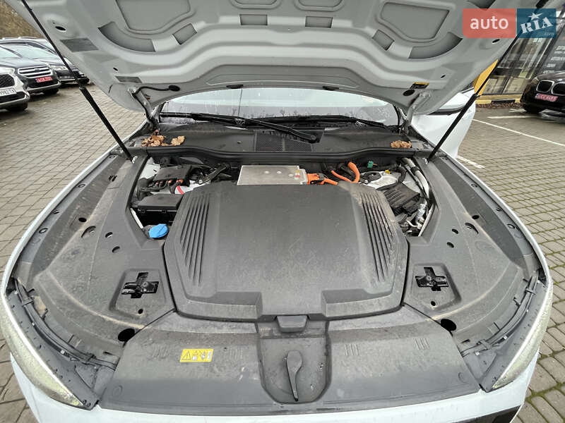 Внедорожник / Кроссовер Audi e-tron 2020 в Львове