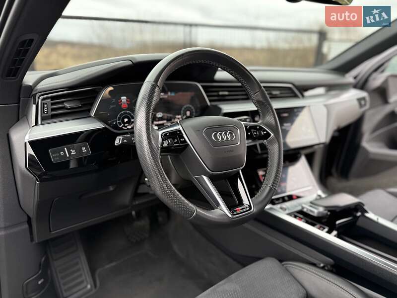 Внедорожник / Кроссовер Audi e-tron 2022 в Дрогобыче фото 53 Внедорожник / Кроссовер Audi e-tron 2022 в Дрогобыче