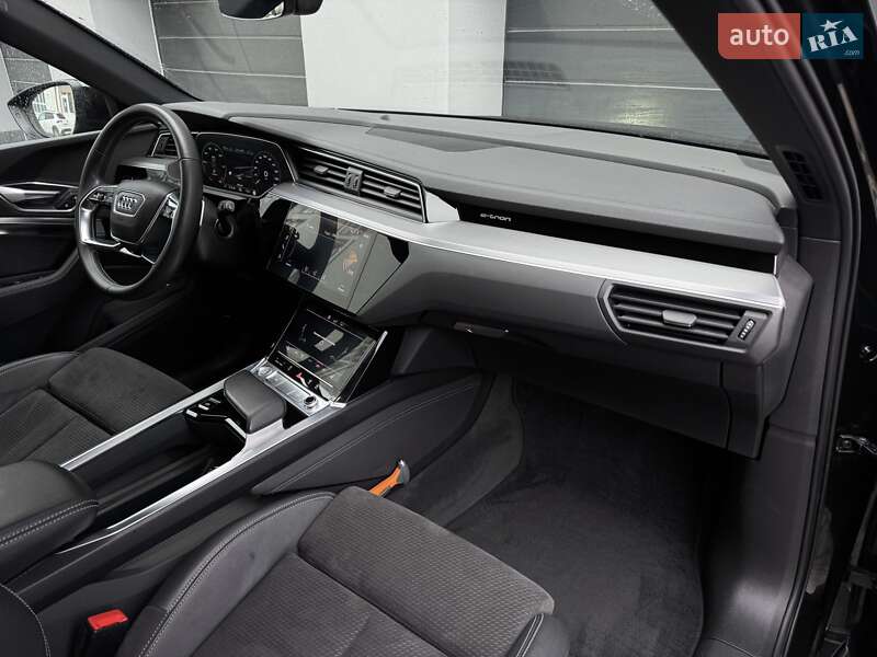 Внедорожник / Кроссовер Audi e-tron 2020 в Тернополе фото 59 Внедорожник / Кроссовер Audi e-tron 2020 в Тернополе