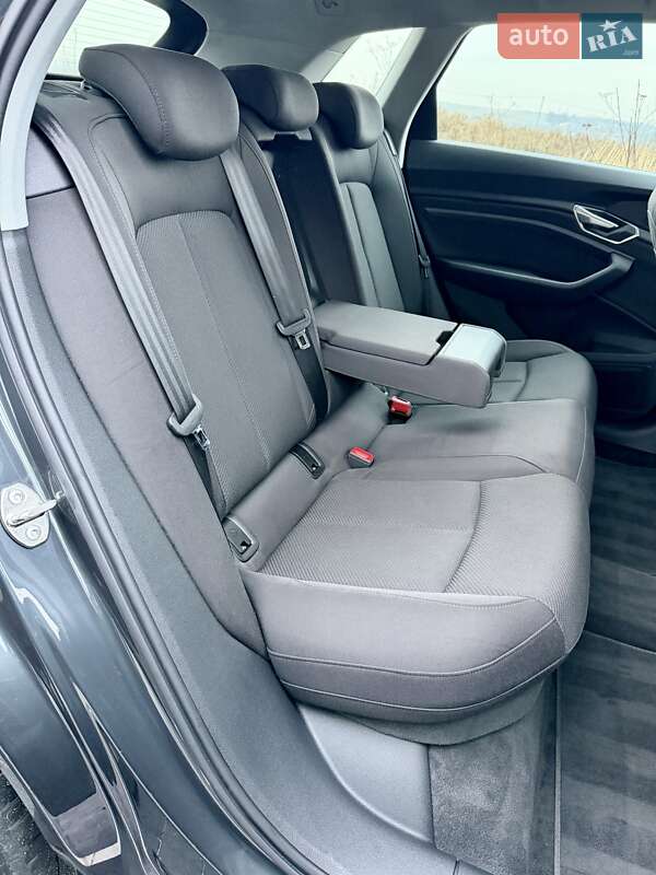 Внедорожник / Кроссовер Audi e-tron 2020 в Ровно