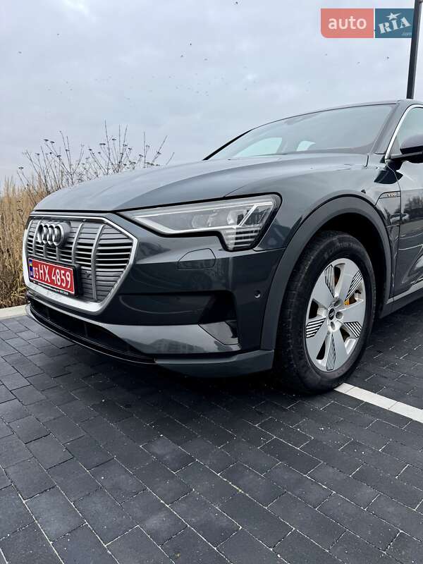 Внедорожник / Кроссовер Audi e-tron 2020 в Ровно