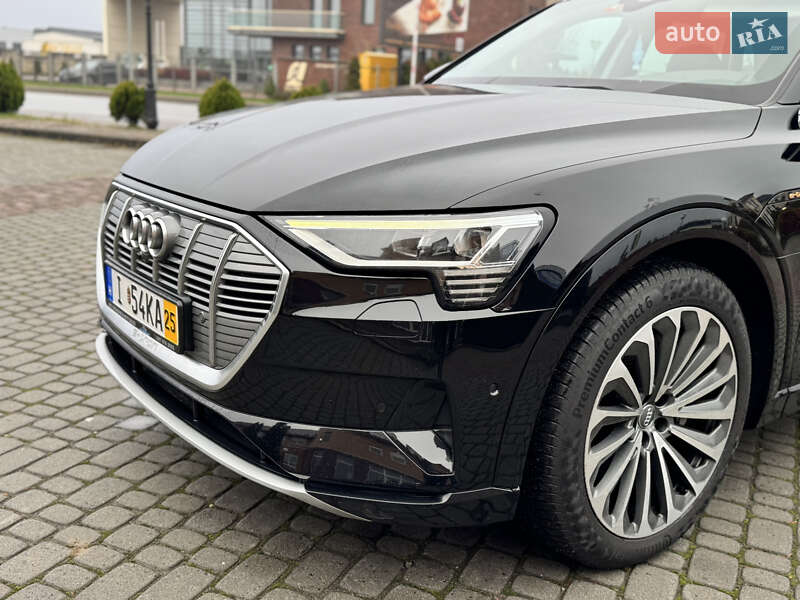 Внедорожник / Кроссовер Audi e-tron 2020 в Мукачево
