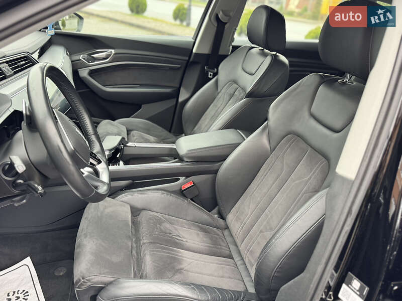 Внедорожник / Кроссовер Audi e-tron 2020 в Мукачево