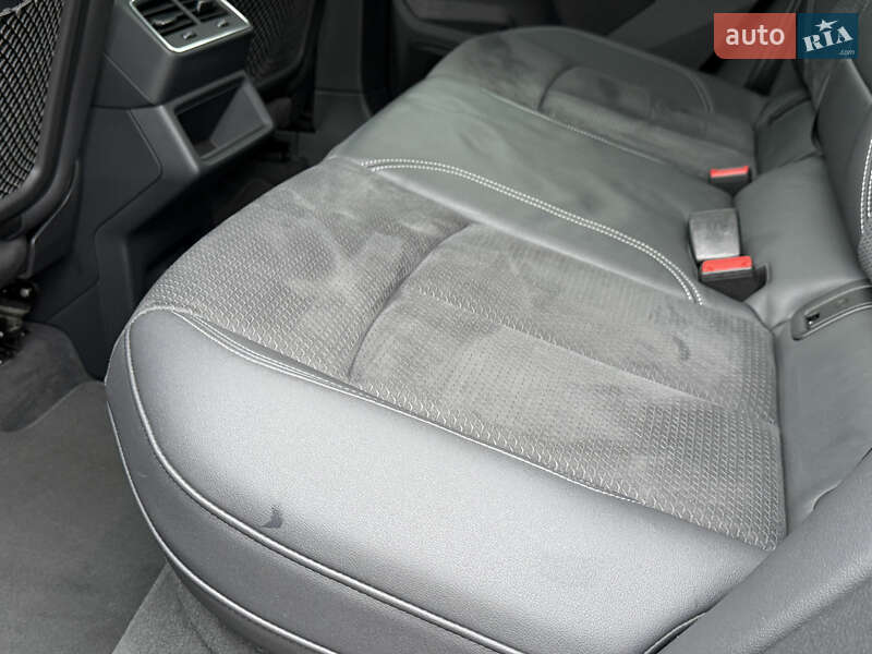 Внедорожник / Кроссовер Audi e-tron 2022 в Ровно