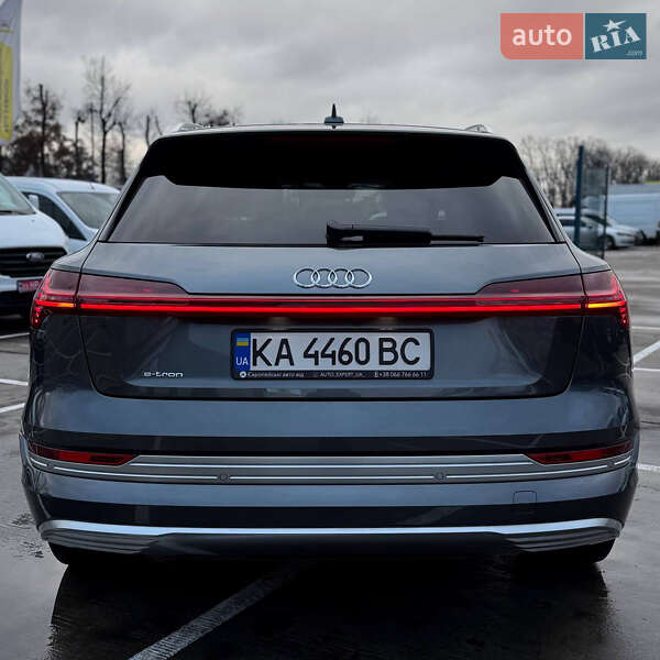 Внедорожник / Кроссовер Audi e-tron 2019 в Киеве фото 4 Внедорожник / Кроссовер Audi e-tron 2019 в Киеве