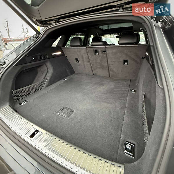 Внедорожник / Кроссовер Audi e-tron 2019 в Киеве фото 67 Внедорожник / Кроссовер Audi e-tron 2019 в Киеве