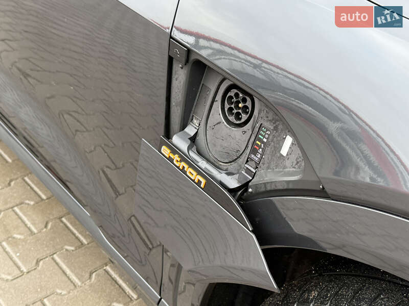 Внедорожник / Кроссовер Audi e-tron 2021 в Тернополе фото 16 Внедорожник / Кроссовер Audi e-tron 2021 в Тернополе