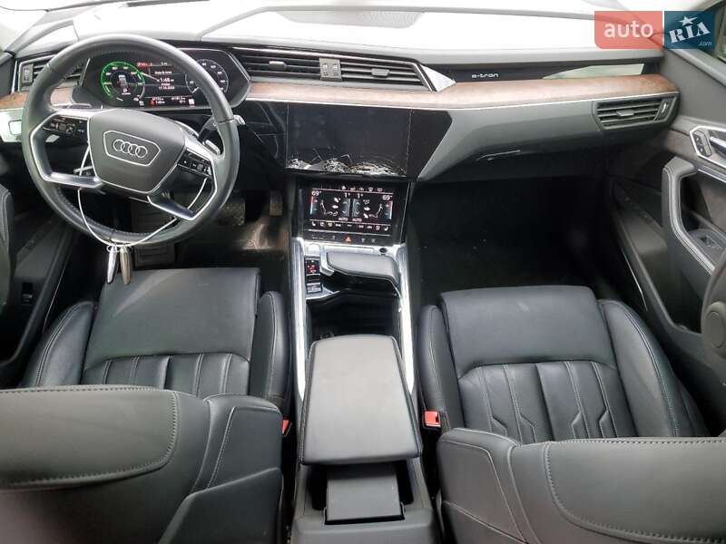 Внедорожник / Кроссовер Audi e-tron 2019 в Львове