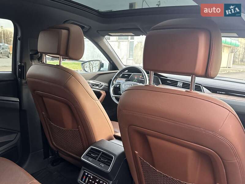 Внедорожник / Кроссовер Audi e-tron 2019 в Дрогобыче фото 16 Внедорожник / Кроссовер Audi e-tron 2019 в Дрогобыче
