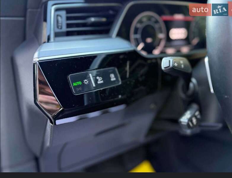 Внедорожник / Кроссовер Audi e-tron 2021 в Черновцах