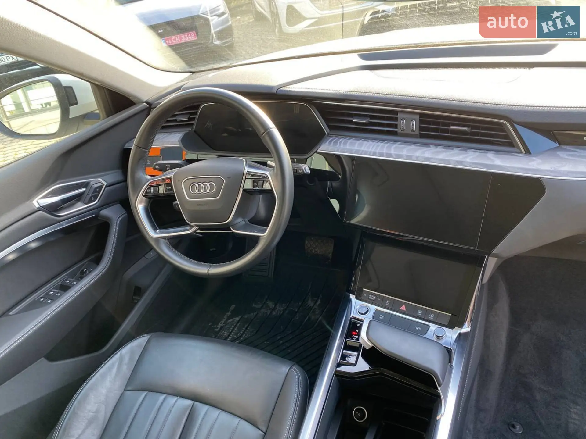 2021 Audi e-tron - мініатюра 11