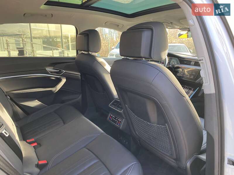 Внедорожник / Кроссовер Audi e-tron 2021 в Львове фото 25 Внедорожник / Кроссовер Audi e-tron 2021 в Львове