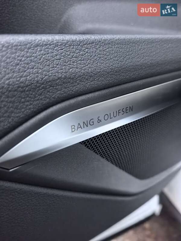 Внедорожник / Кроссовер Audi e-tron 2019 в Киеве