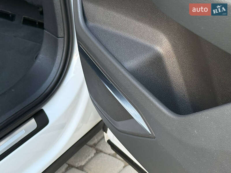 Внедорожник / Кроссовер Audi e-tron 2020 в Ровно