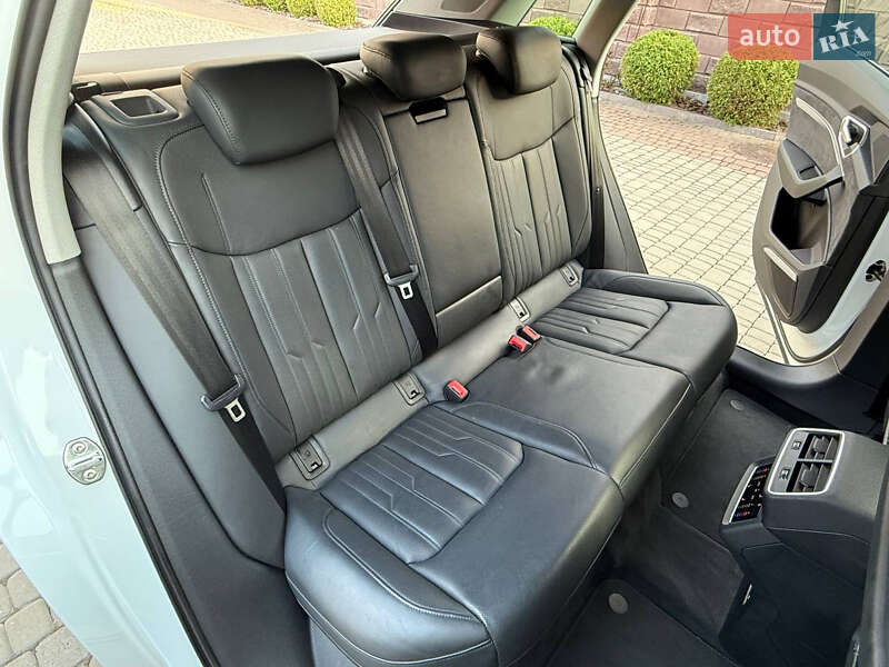 Внедорожник / Кроссовер Audi e-tron 2020 в Ровно