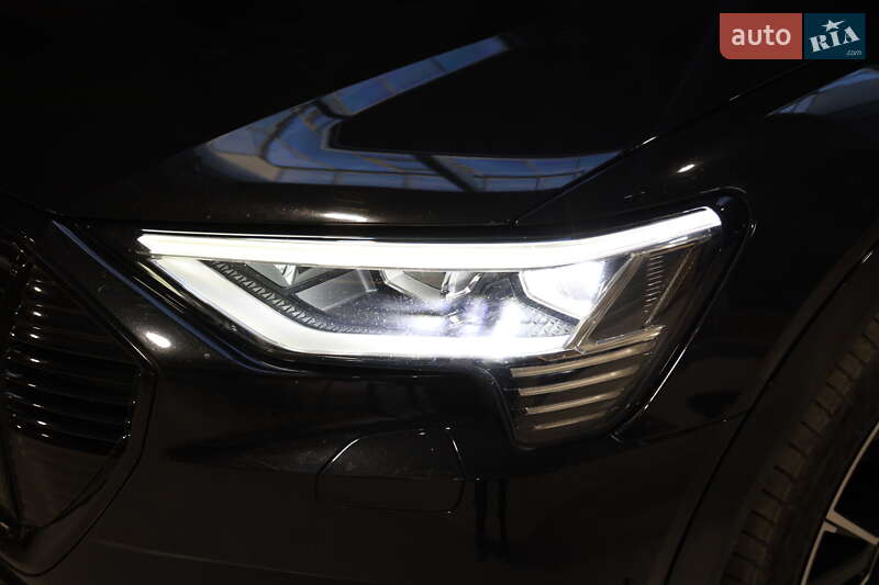 Внедорожник / Кроссовер Audi e-tron 2019 в Луцке фото 8 Внедорожник / Кроссовер Audi e-tron 2019 в Луцке