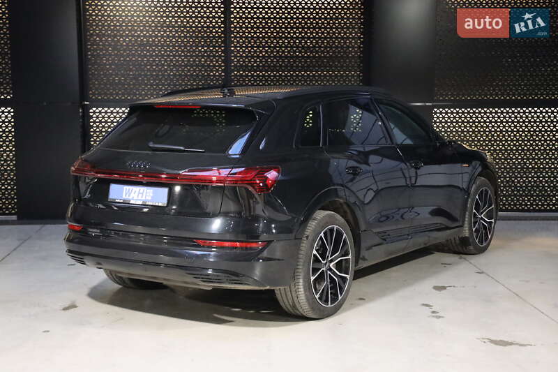 Внедорожник / Кроссовер Audi e-tron 2019 в Луцке фото 4 Внедорожник / Кроссовер Audi e-tron 2019 в Луцке
