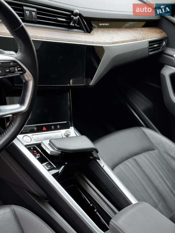 Внедорожник / Кроссовер Audi e-tron 2019 в Дрогобыче