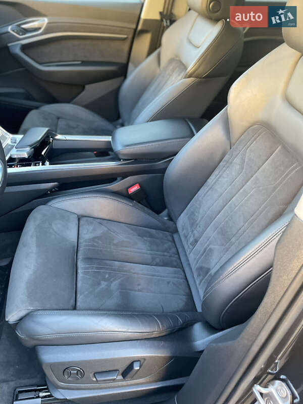 Внедорожник / Кроссовер Audi e-tron 2020 в Самборе фото 33 Внедорожник / Кроссовер Audi e-tron 2020 в Самборе