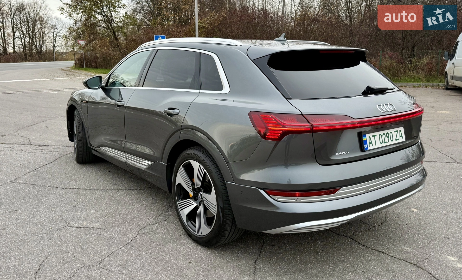 2019 Audi e-tron - мініатюра 14