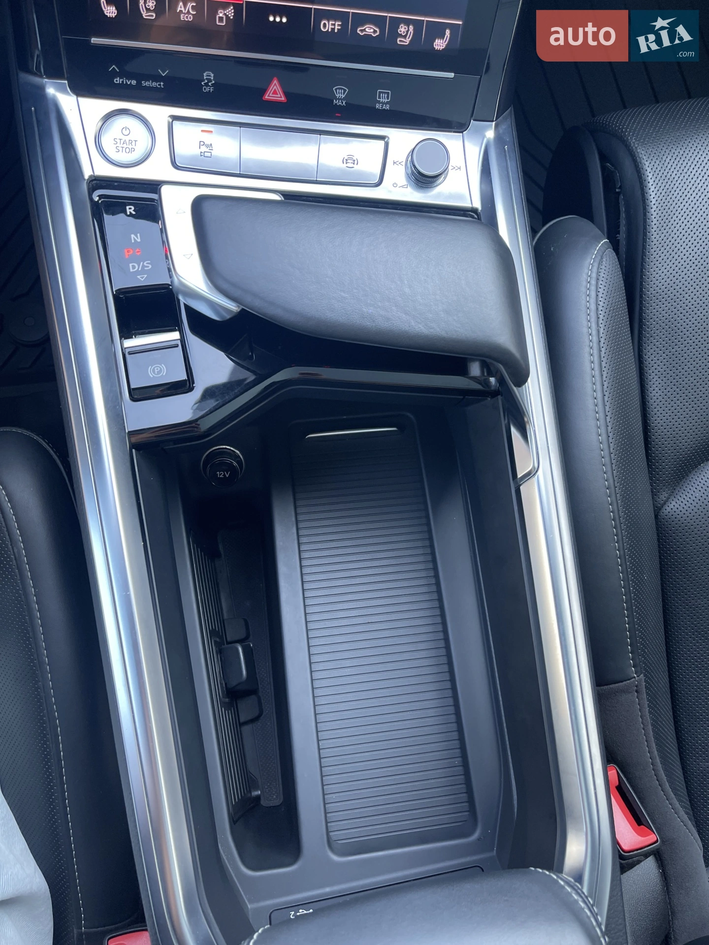 2019 Audi e-tron - мініатюра 25