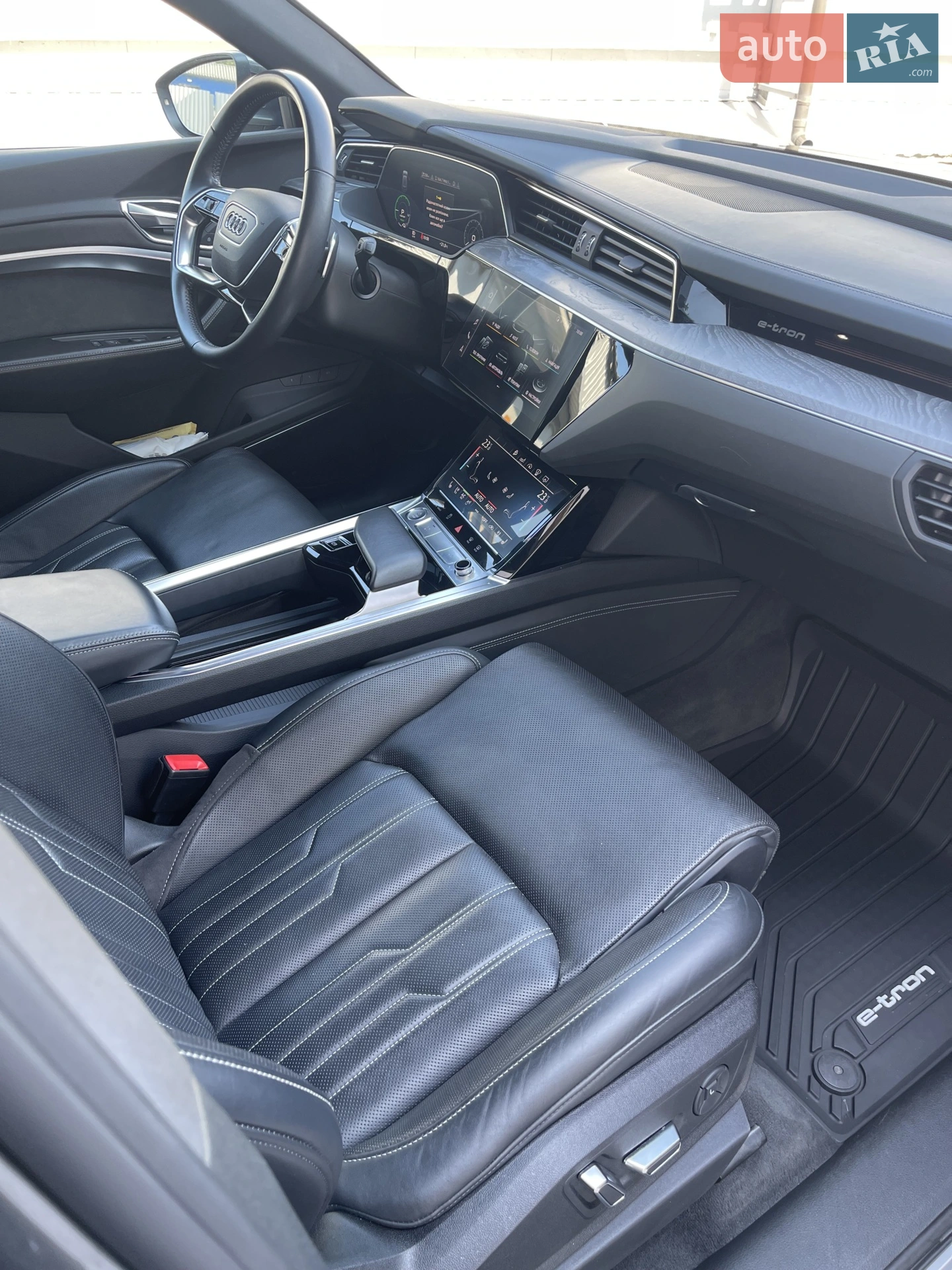 2019 Audi e-tron - мініатюра 35