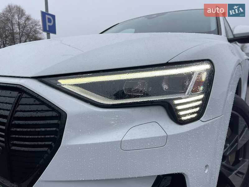 Внедорожник / Кроссовер Audi e-tron 2021 в Львове