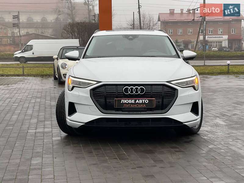 Внедорожник / Кроссовер Audi e-tron 2020 в Львове фото 2 Внедорожник / Кроссовер Audi e-tron 2020 в Львове
