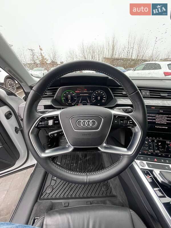 Внедорожник / Кроссовер Audi e-tron 2020 в Львове фото 19 Внедорожник / Кроссовер Audi e-tron 2020 в Львове