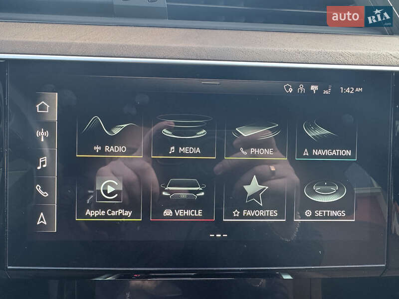 Внедорожник / Кроссовер Audi e-tron 2021 в Львове фото 15 Внедорожник / Кроссовер Audi e-tron 2021 в Львове