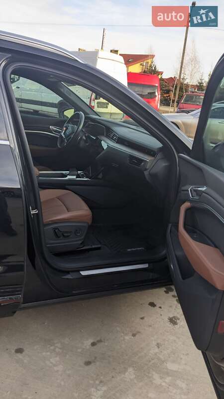 Внедорожник / Кроссовер Audi e-tron 2022 в Львове фото 10 Внедорожник / Кроссовер Audi e-tron 2022 в Львове