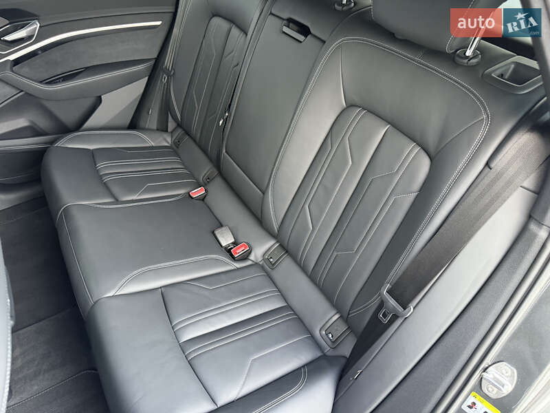 Внедорожник / Кроссовер Audi e-tron 2022 в Мукачево фото 30 Внедорожник / Кроссовер Audi e-tron 2022 в Мукачево