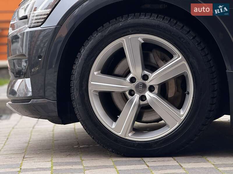 Внедорожник / Кроссовер Audi e-tron 2019 в Ивано-Франковске