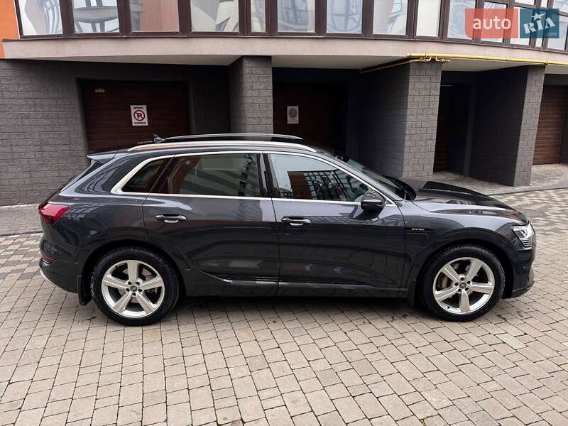 Внедорожник / Кроссовер Audi e-tron 2019 в Ивано-Франковске