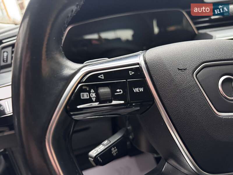 Внедорожник / Кроссовер Audi e-tron 2019 в Ивано-Франковске