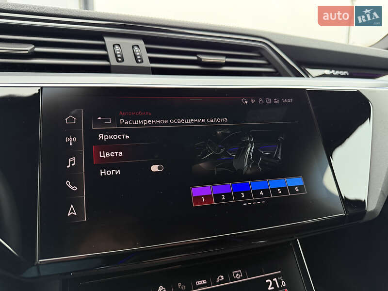 Внедорожник / Кроссовер Audi e-tron 2021 в Мукачево