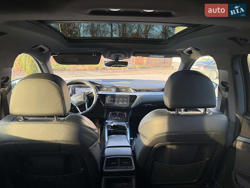 Внедорожник / Кроссовер Audi e-tron 2019 в Хусте