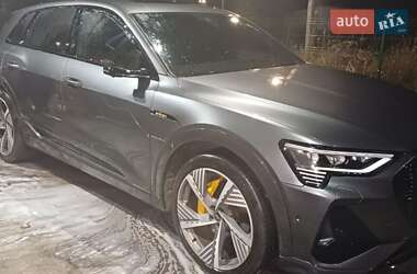 Позашляховик / Кросовер Audi e-tron 2021 в Дніпрі