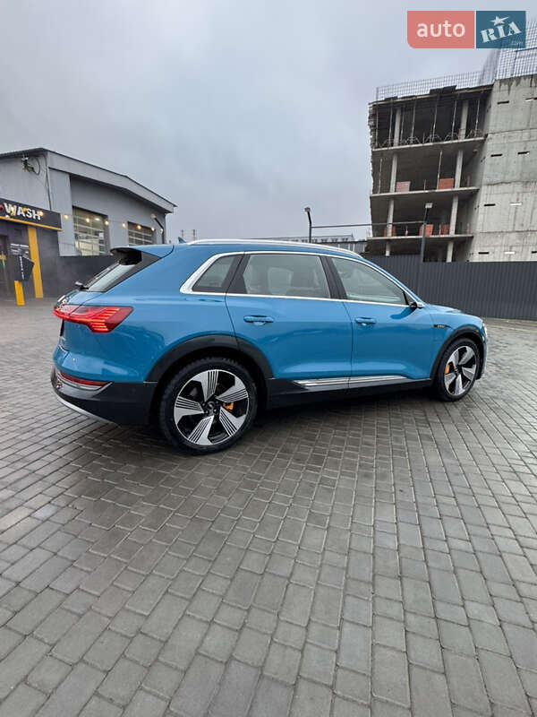 Внедорожник / Кроссовер Audi e-tron 2019 в Харькове