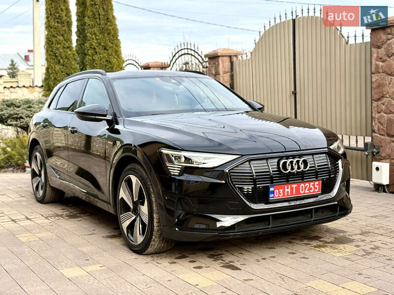 Внедорожник / Кроссовер Audi e-tron 2021 в Тернополе