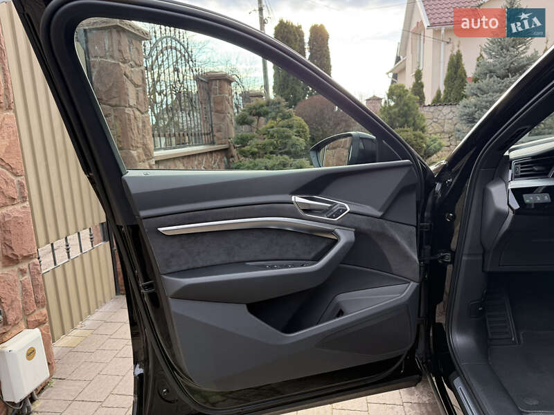 Внедорожник / Кроссовер Audi e-tron 2021 в Тернополе