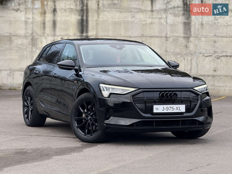 Внедорожник / Кроссовер Audi e-tron 2021 в Ровно фото 3 Внедорожник / Кроссовер Audi e-tron 2021 в Ровно