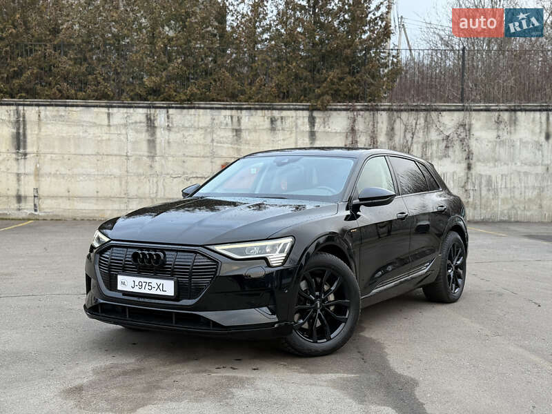 Внедорожник / Кроссовер Audi e-tron 2021 в Ровно фото 14 Внедорожник / Кроссовер Audi e-tron 2021 в Ровно