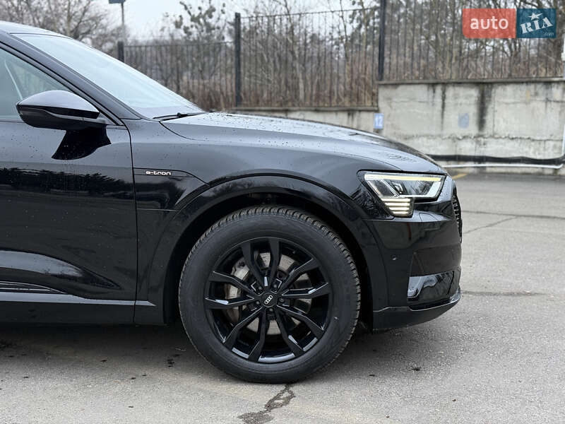 Внедорожник / Кроссовер Audi e-tron 2021 в Ровно фото 27 Внедорожник / Кроссовер Audi e-tron 2021 в Ровно