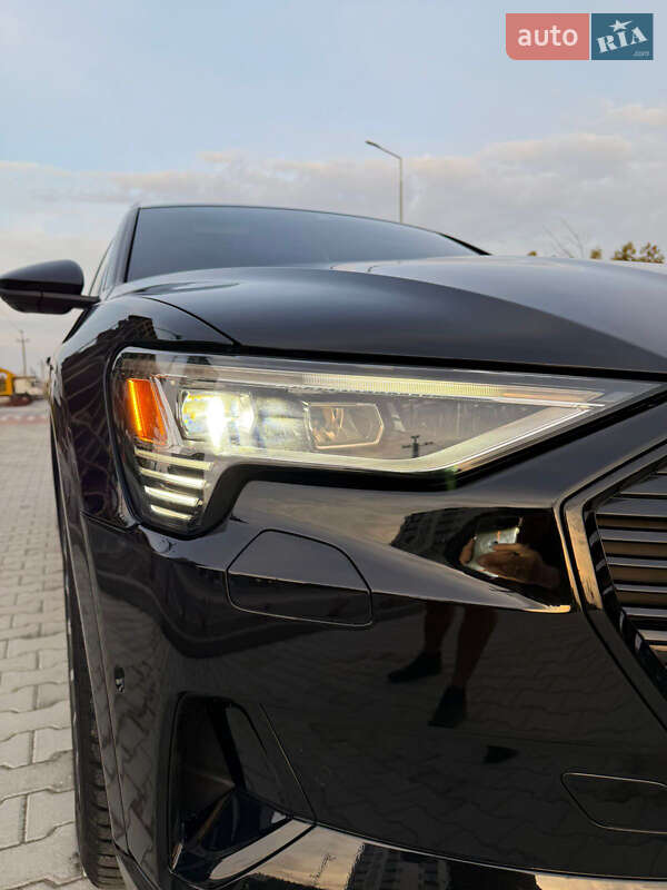 Внедорожник / Кроссовер Audi e-tron 2019 в Львове